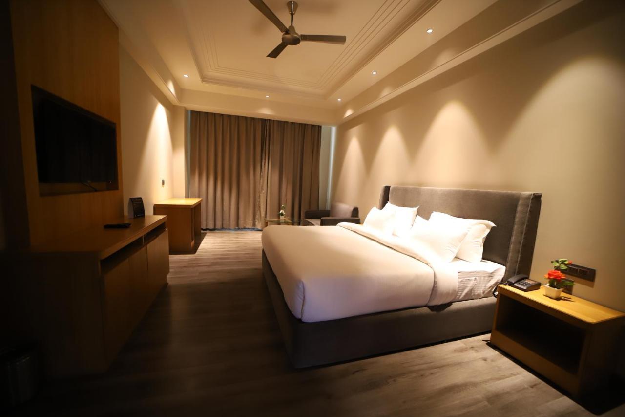 Hotel Abha Grand Aligarh Luaran gambar